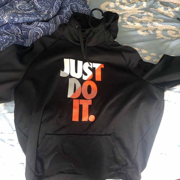 XL Nike Dri-Fit hoodie - Picture 5 of 8